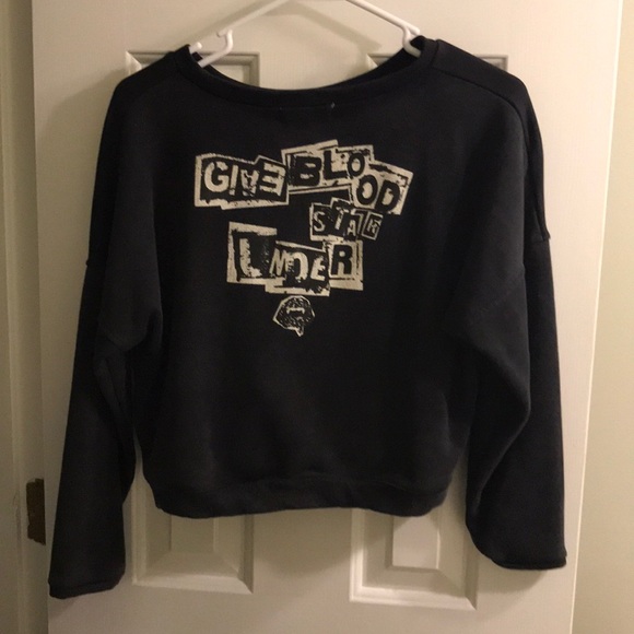 Crop top - Picture 2 of 2